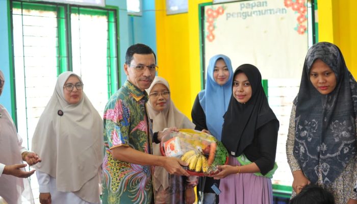 Farid Nyak Umar Kembali Inisiasi Pemberian Asupan Nutrisi untuk Anak di Banda Aceh