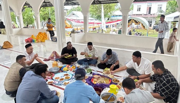 Semarak Maulid Nabi di Lamkruet, Pejabat Aceh Besar Hadir dan Anak Yatim Dapat Santunan