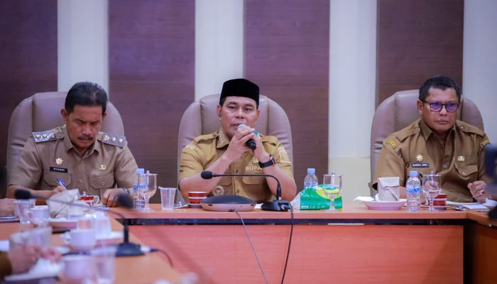 Bupati Pimpin Rapat Perkuat Koordinasi Pemerintahan Aceh Besar