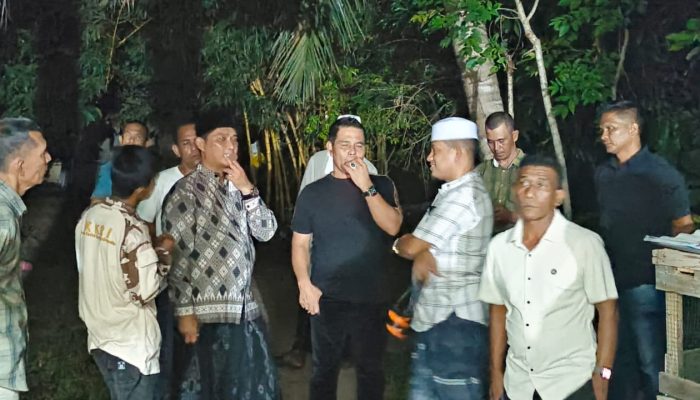 Bupati Aceh Besar Kunjungi Korban Kebakaran Rumah di Meunasah Tuha