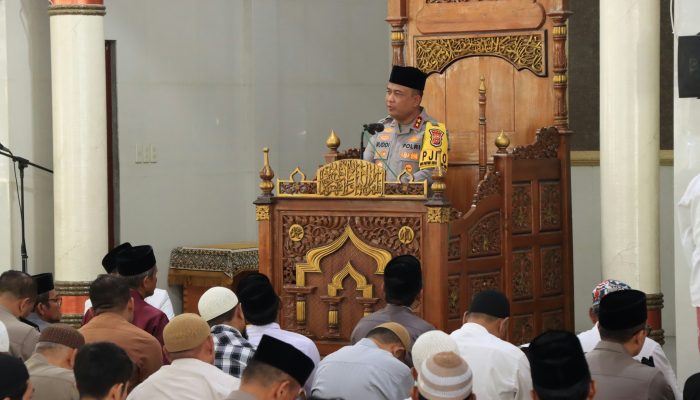 Jumat Keliling, Kapolda Aceh Ajak Masyarakat Dukung Polisi Berantas Narkotika