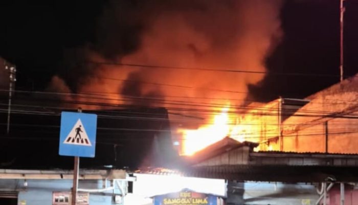 Dua Rumah Kayu Ludes Dilalap Api di Kemili, Penyebab Masih Diselidiki