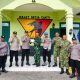 Kapolsek Lhoknga Beri Kejutan HUT ke-81 TNI di Kompi Kavaleri 11/Walet Setia Cakti
